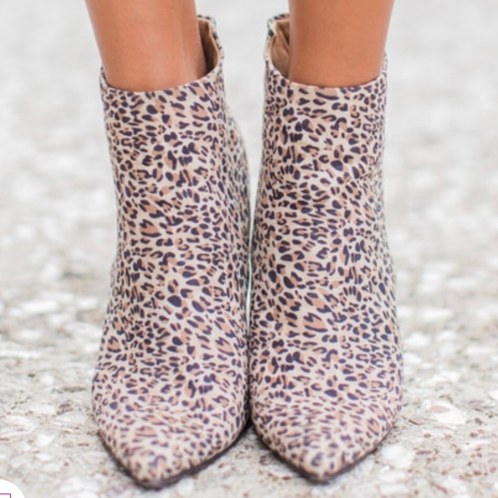 Leopard/Cheetah Booties - Picture 3 of 7